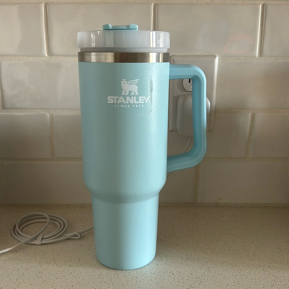 OG aqua stanley
